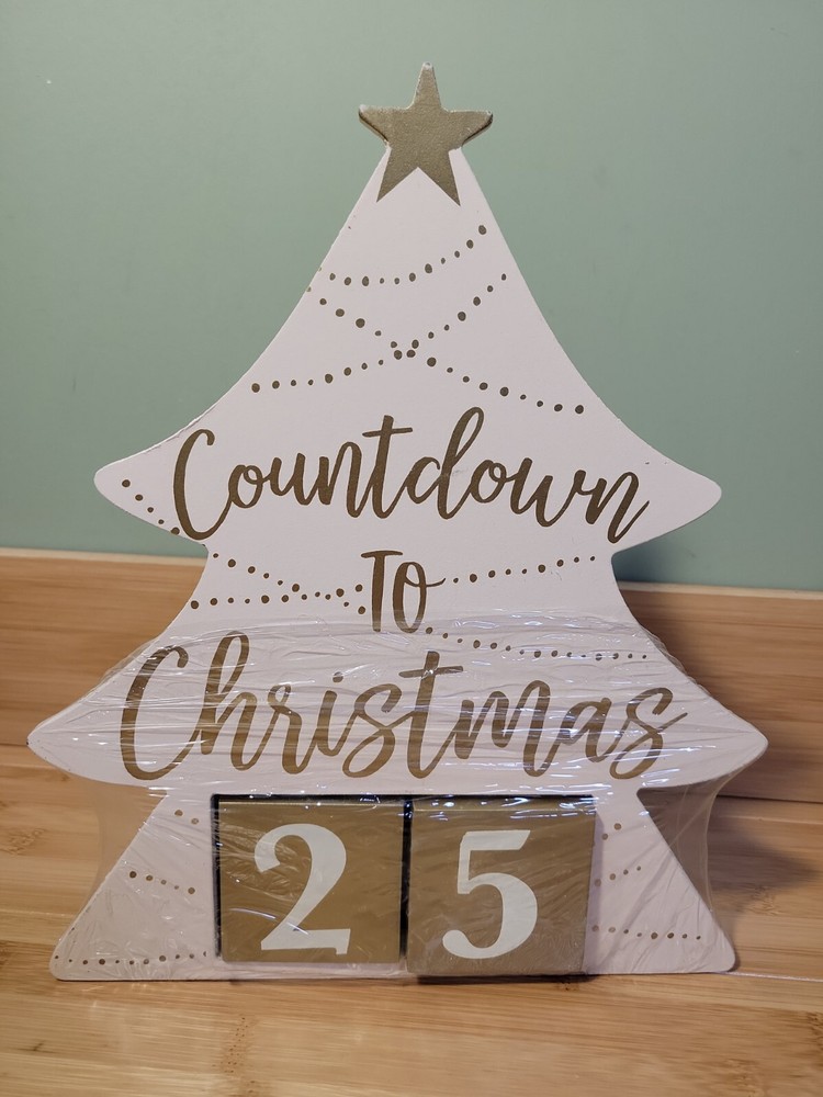 Wooden Christmas Tree 🎄 Countdown to Christmas Accent piece-NEW 10 inches Tall.-image