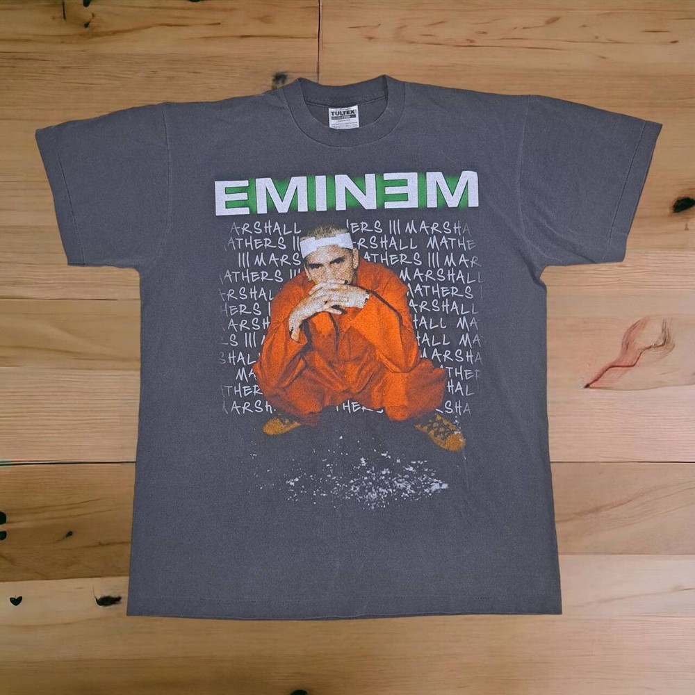 Eminem t shirt vintage style size L Criminal Fall 2000 TOUR Band Fade Reprint
