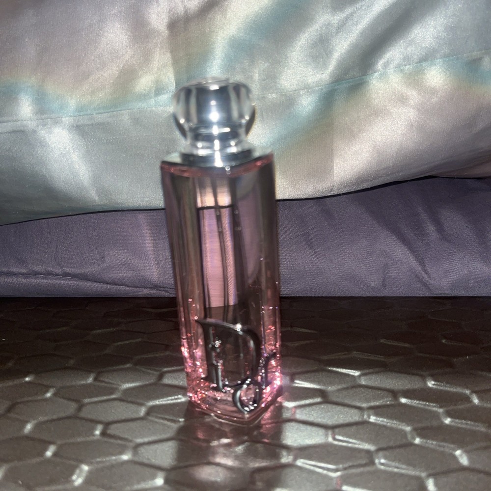 Dior Addict Rosy Glow Eau de Parfum 1.7ozREAD DESCRIPTION