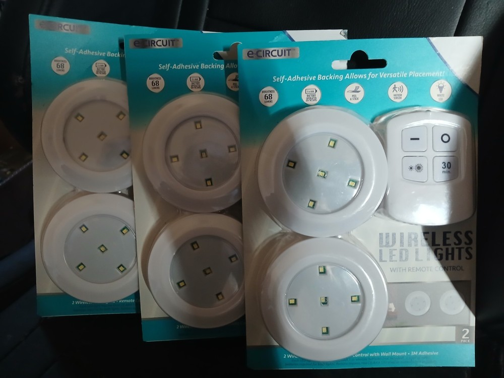 x3 - e-CIRCUIT Wireless LED Lights with Remote Control - 2 pack White New!!