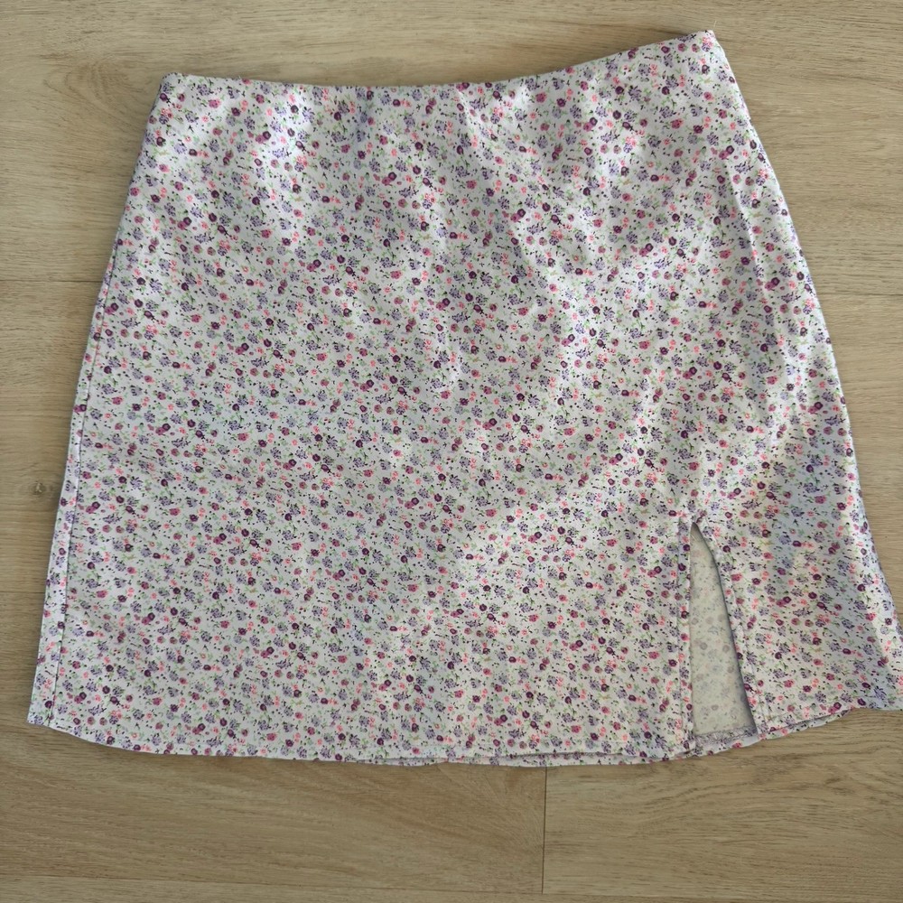 Princess Polly Floral Mini Skirt US 2 Pink Y2K Cottagecore Women’s
