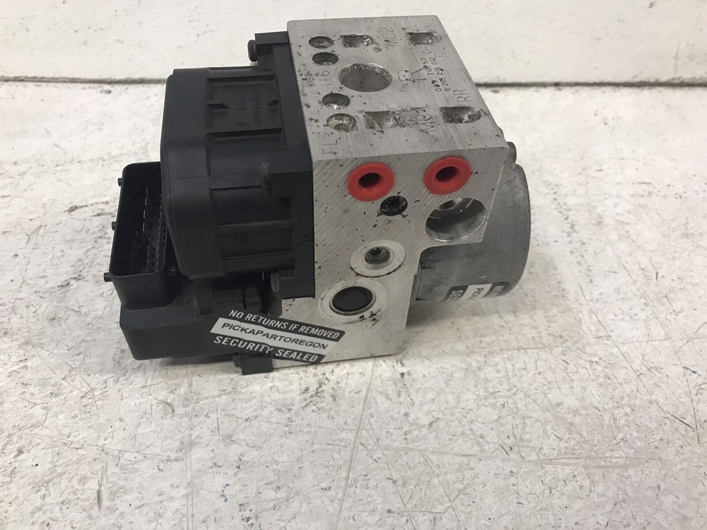 2001-2002 Honda Civic 1.7 SOHC ABS Brake Pump Actuator Modulator OEM