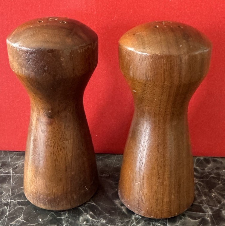 vintage wooden salt and pepper shakers Set