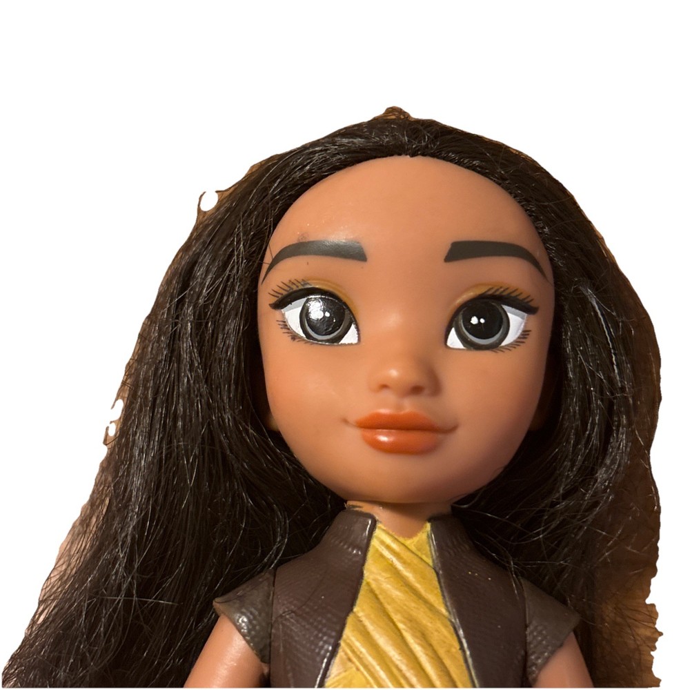 Disney Raya and The Last Dragon Petite Raya Doll 6