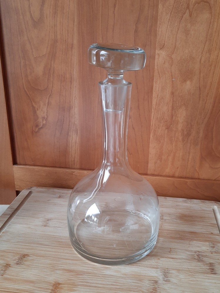 Vintage Clear Glass Decanter with Stopper, 11.5