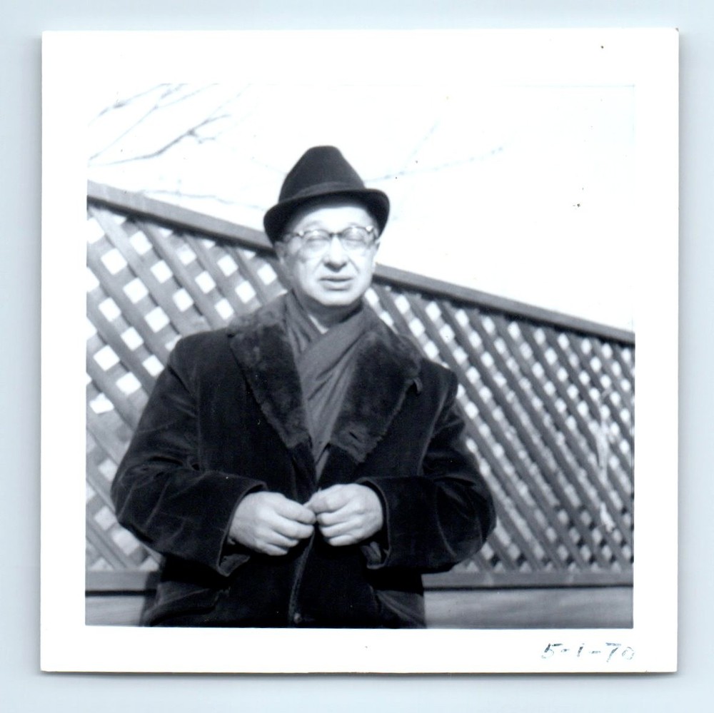 Old Vintage Square Photo SOLO MAN COAT HAT GLASSES 1970 ANTIQUE SNAPSHOT