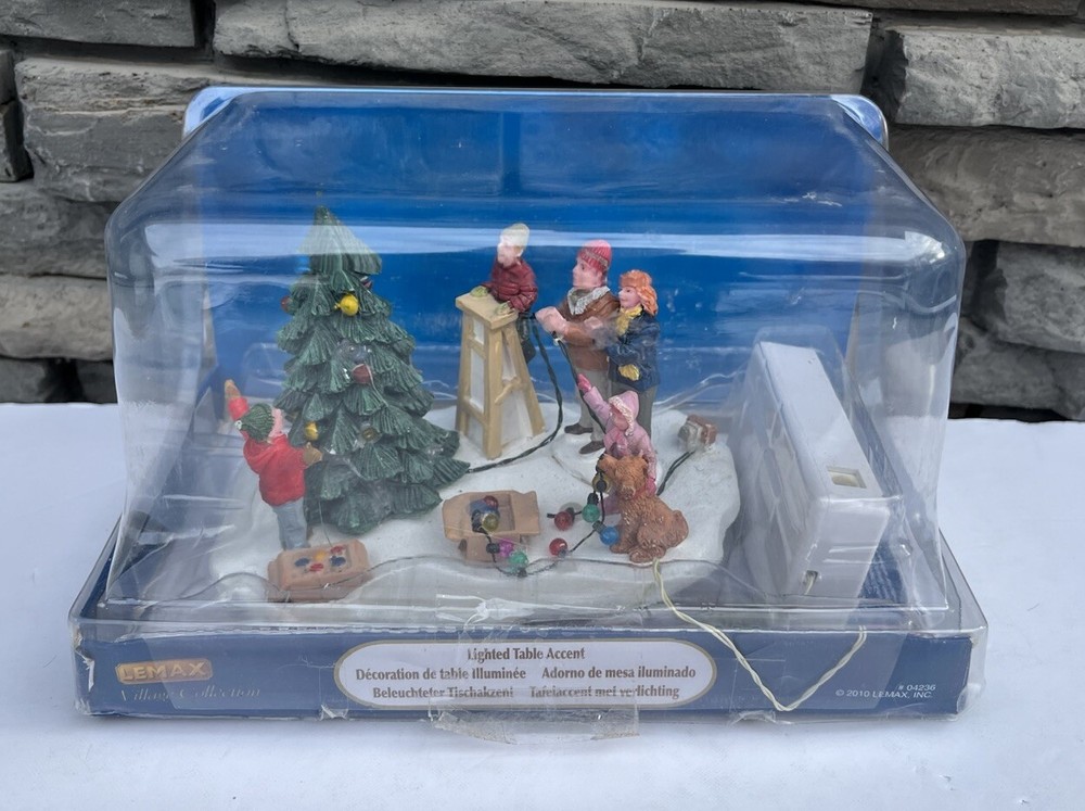 LEMAX Animated Rover & Family Christmas Table Accent Light RARE Working Display-image