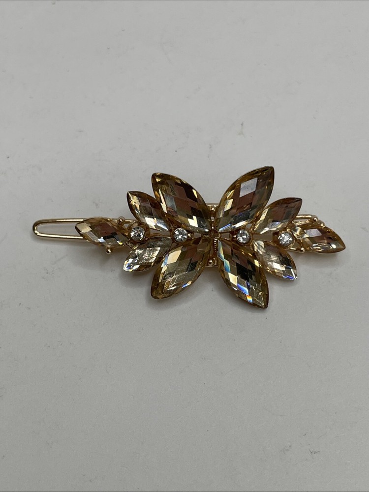 Floral Hair Clip Bobby Pin Brooch with Elegant Flower Design  