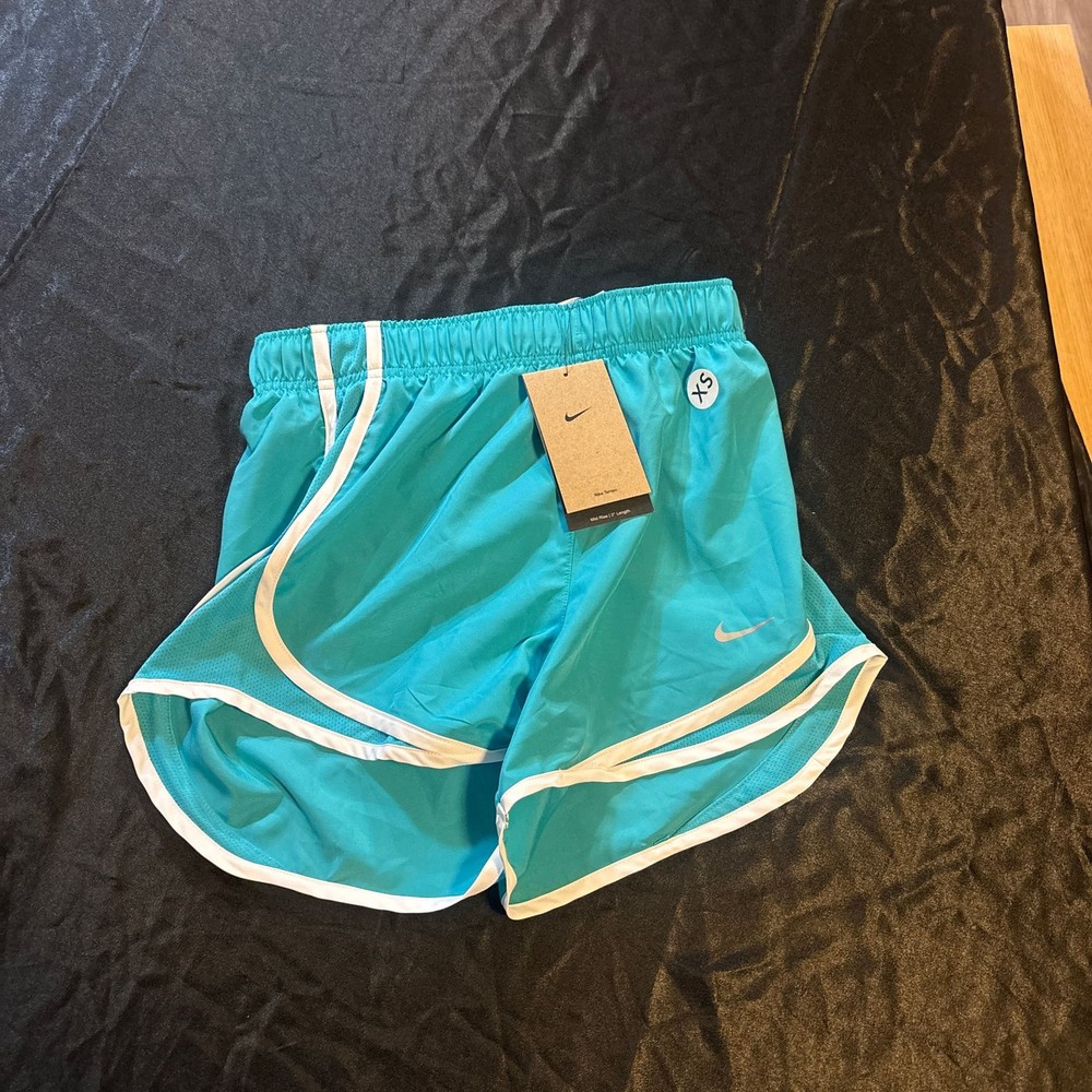 NWT Nike Women's Tempo Dri-FIT Mid-Rise 3