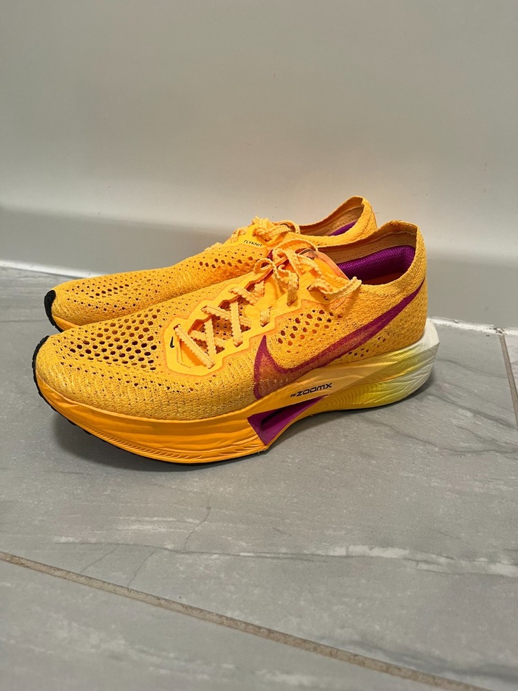 women nike zoom x vaporfly 3 sneakers