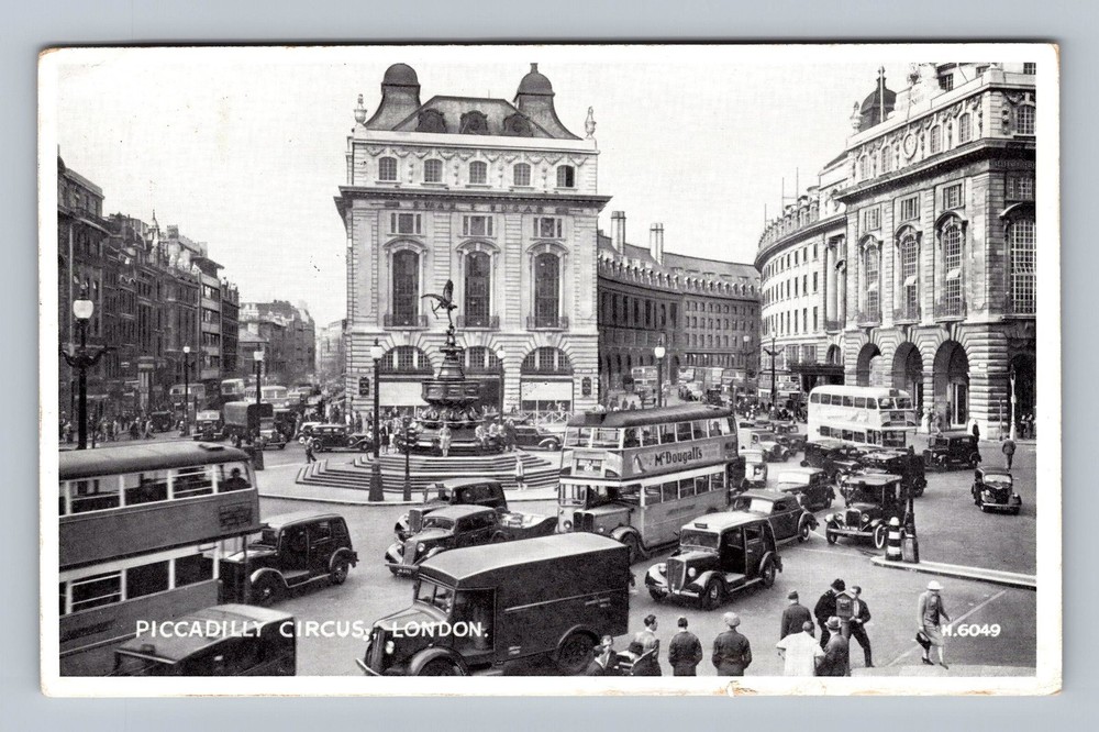 United Kingdom- London Piccadilly Circus Souvenir Postal Vintage c1957 Postcard