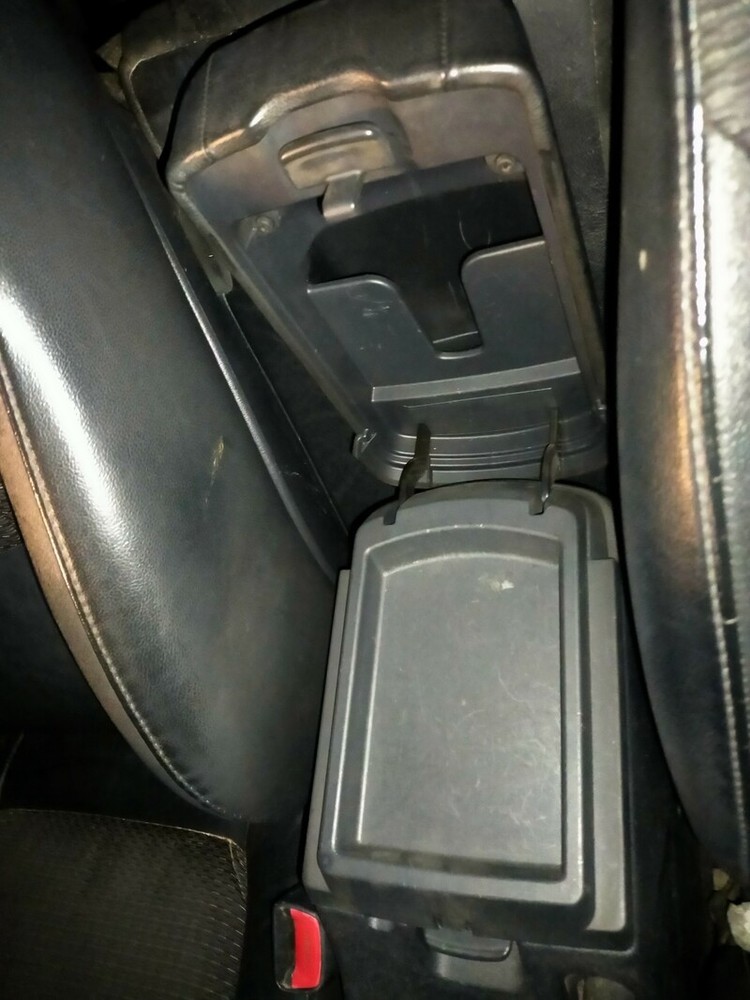 2007 Hyundai i30 Classic Center Armrest 1025946