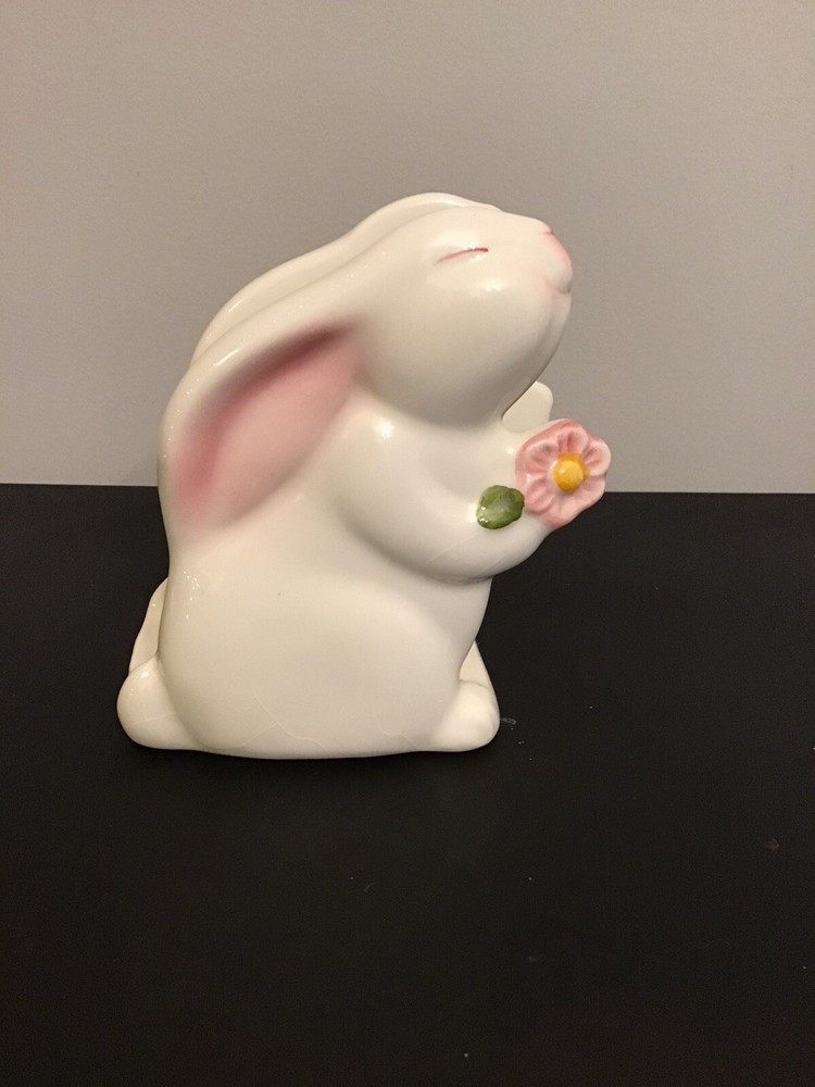 Avon White Rabbit With Flower Napkin Holder Brazil Vintage Easter Bunny