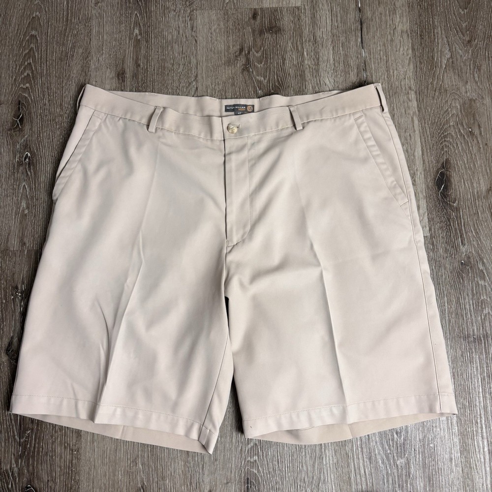 Peter Millar Men’s 40 Wicking Salem Shorts Khaki 9” Performance Logo Golf EB82