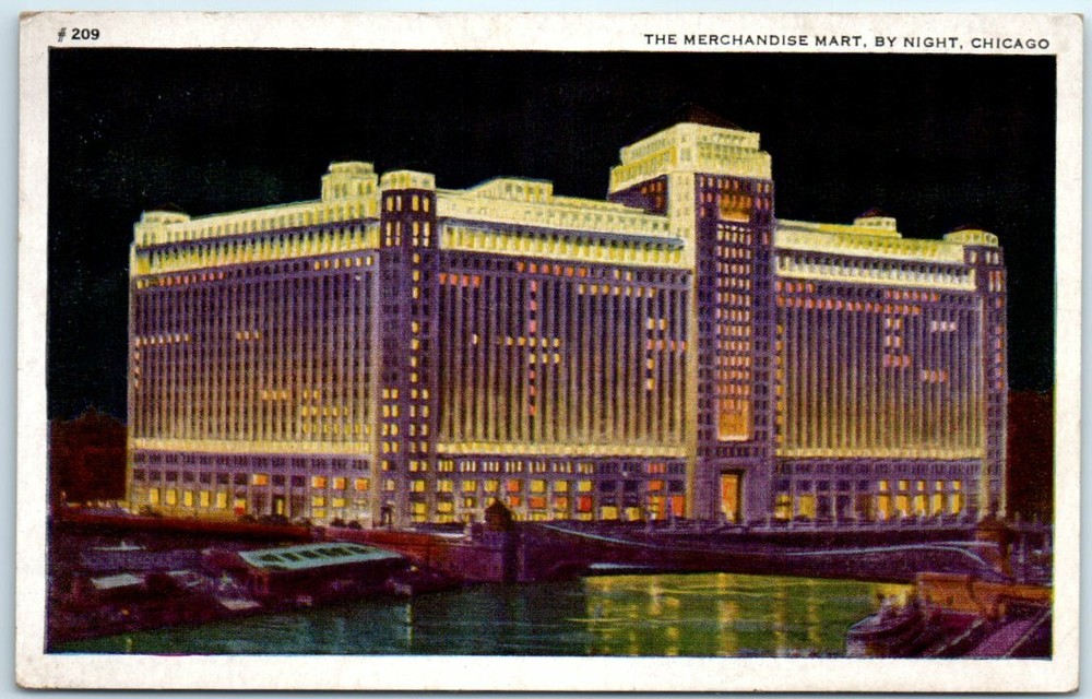 Postcard - The Merchandise Mart, By Night, Chicago, Illinois