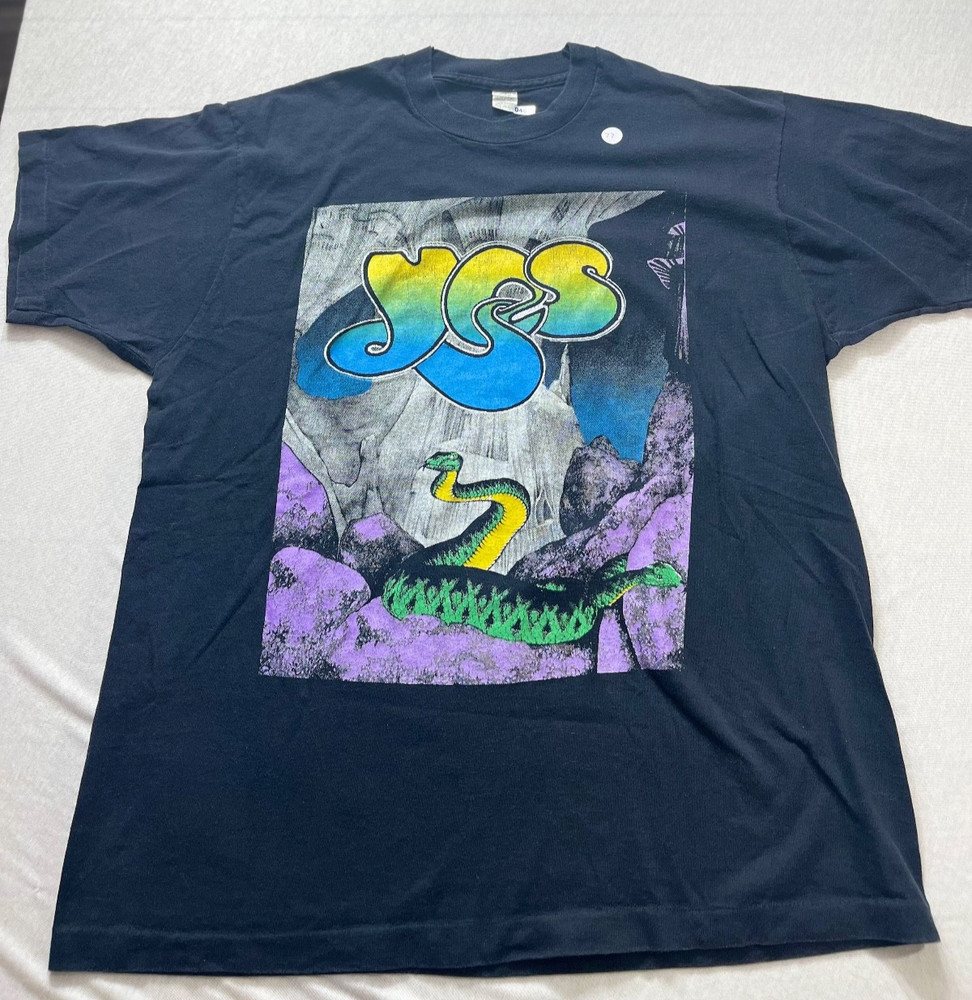 1991 vintage YES band t shirt size 2xl around the world 80 dates tour
