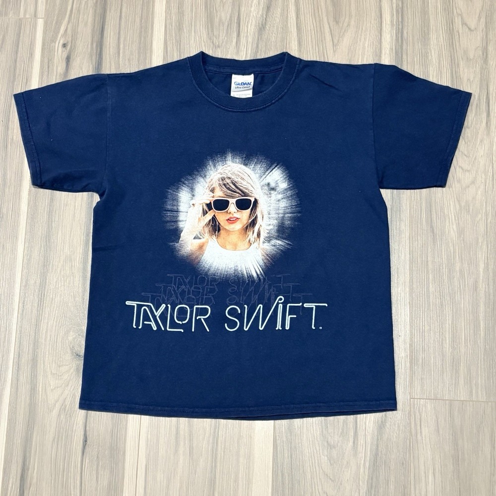 Taylor Swift 1989 World Tour Tshirt Kids Girls Youth Medium Blue Short Sleeve