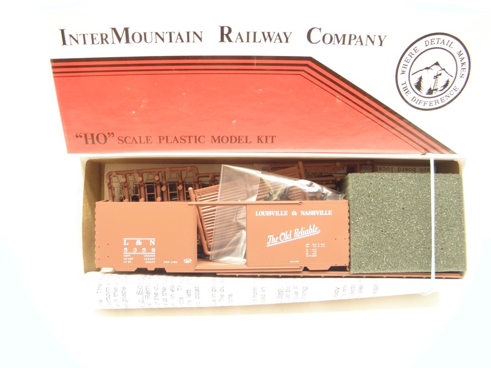 Intermountain 40' Boxcar Louisville & Nashville - L&N #5358 -Ho Scale-Kit