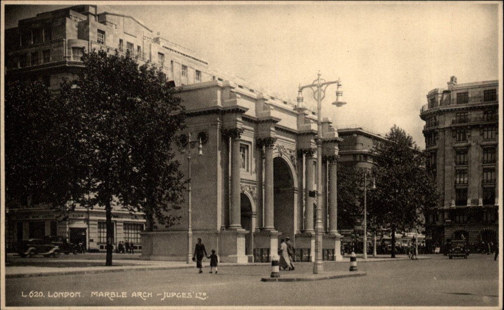Marble Arch London England vintage postcard s633