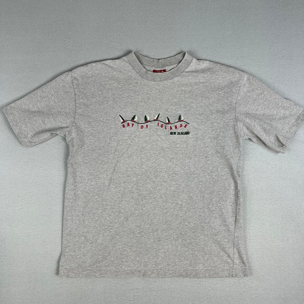 VTG Bay of Islands New Zealand T Shirt Fits Large Single Stitch Embroidered 90s