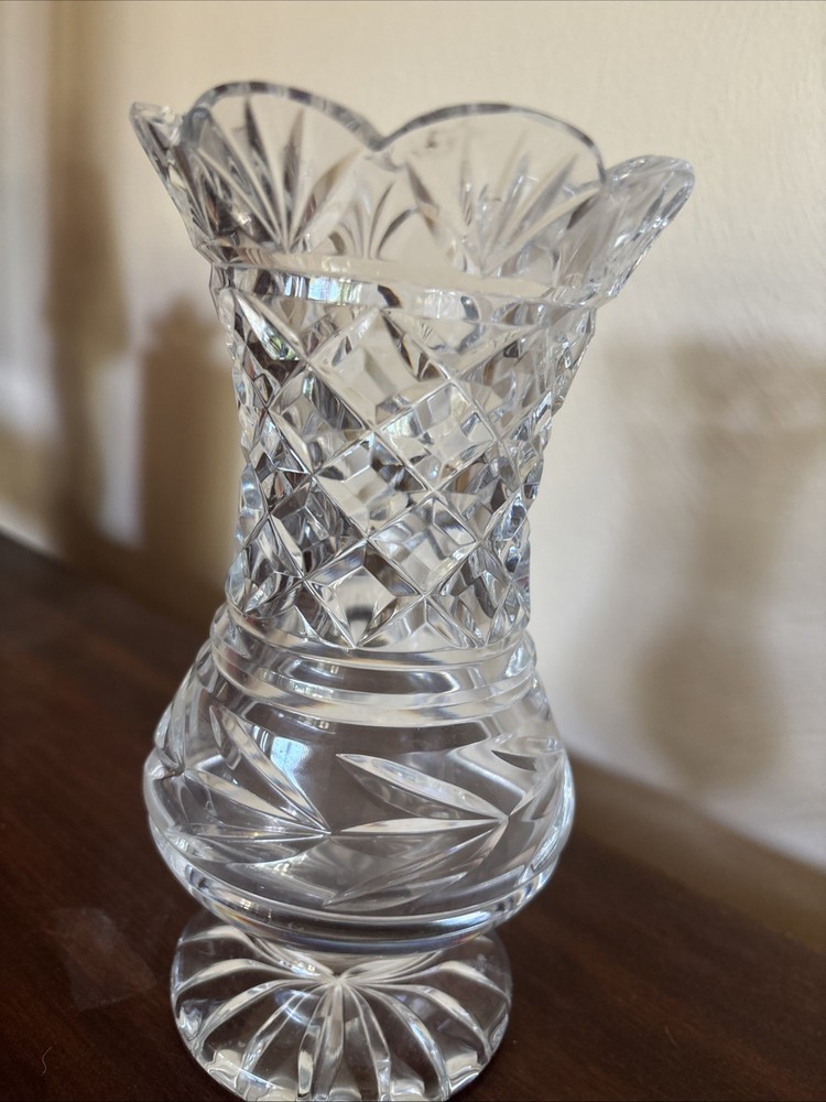 Vintage Waterford Crystal Dublin millennium, 7 Inch  Bud Vase. Beautiful