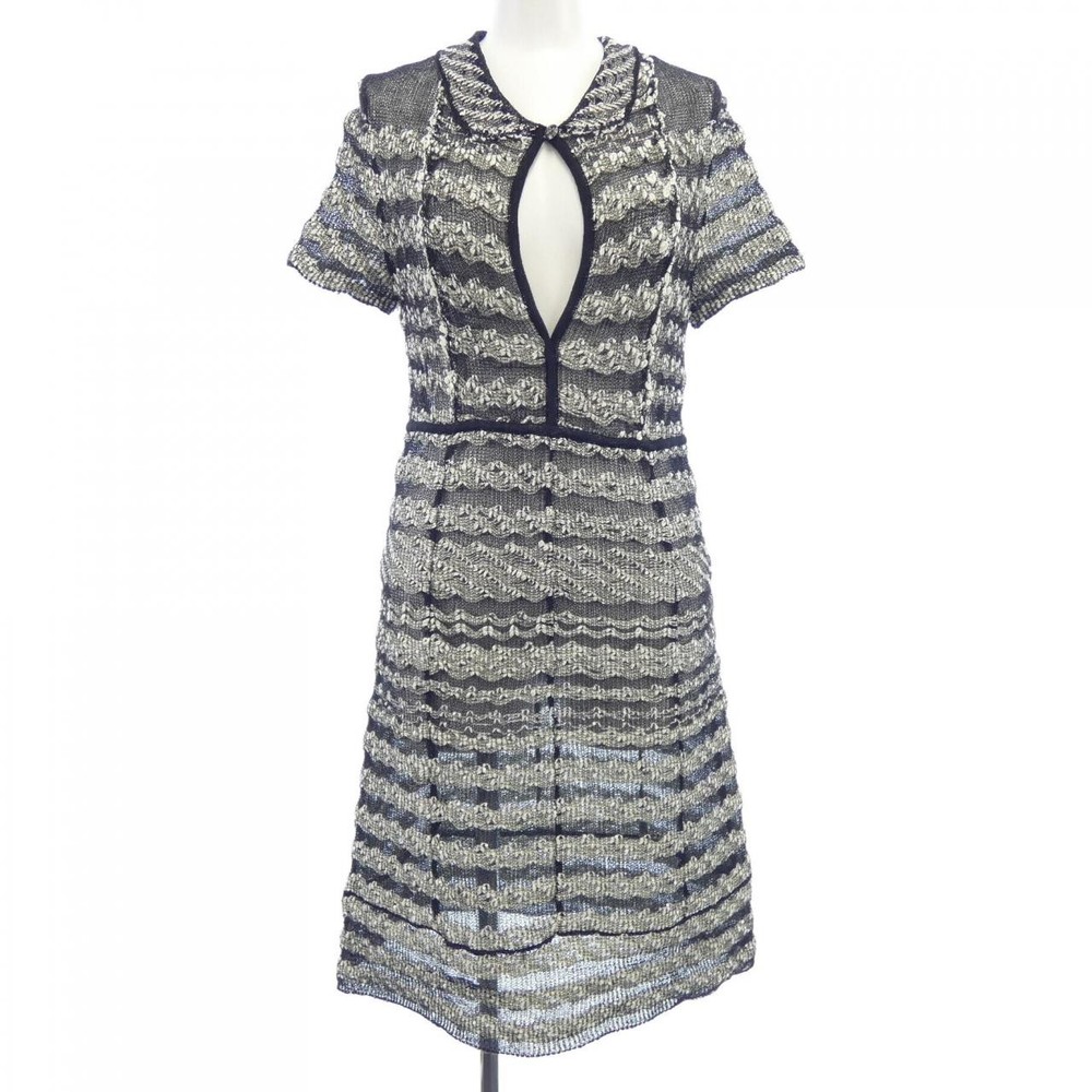 Authentic CHANEL Dress  #270-003-984-2289