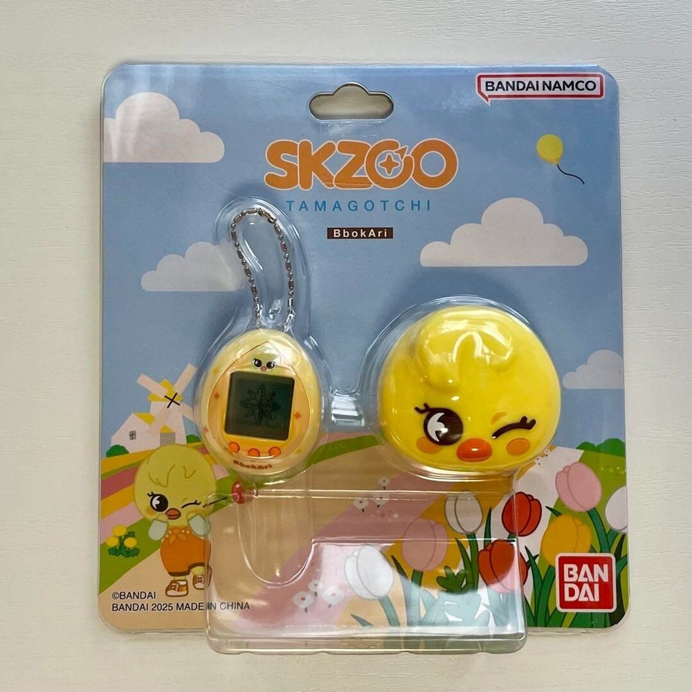 Stray Kids Skzoo Tamagotchi & Case Set BbokAri Felix Bandai Kpop New From Japan
