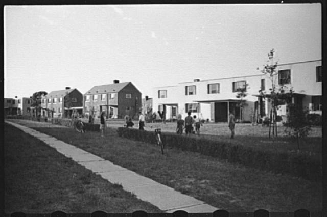 Photo:Greenhills Ohio 1930s FSA Planned Housing Project People Homes