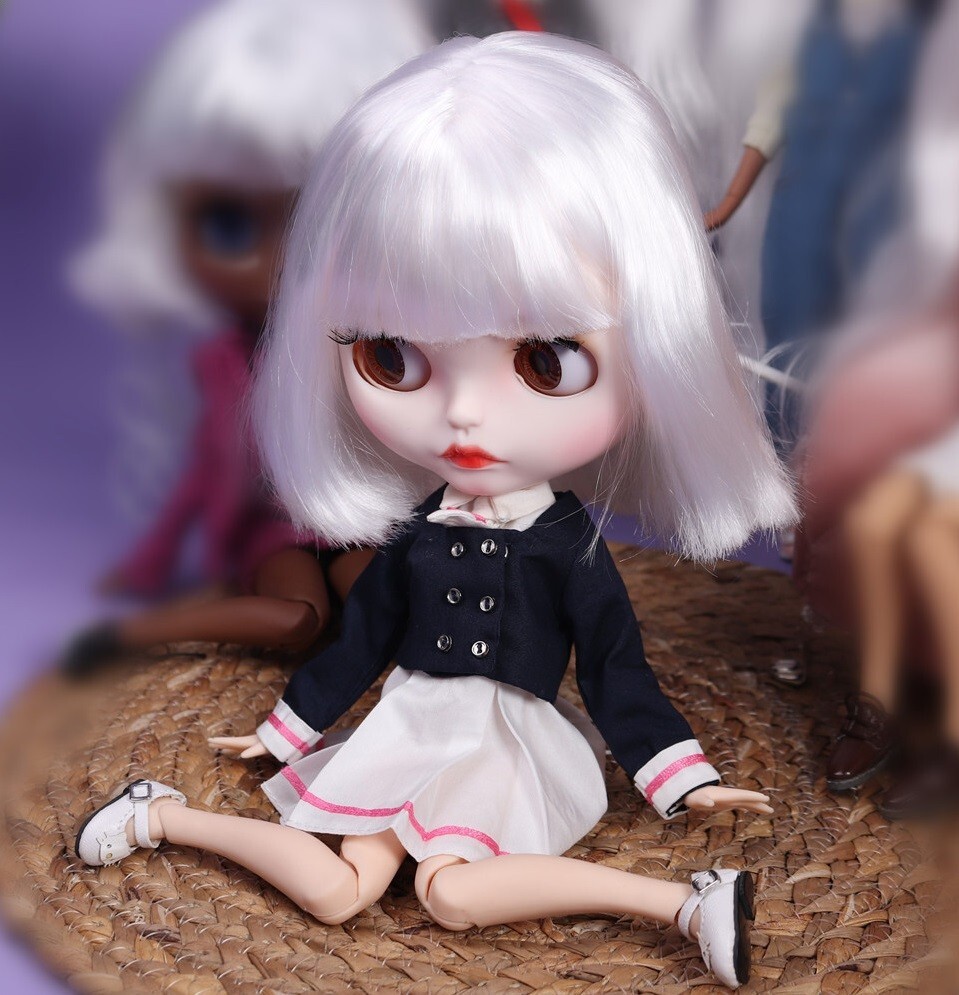 Custom 12