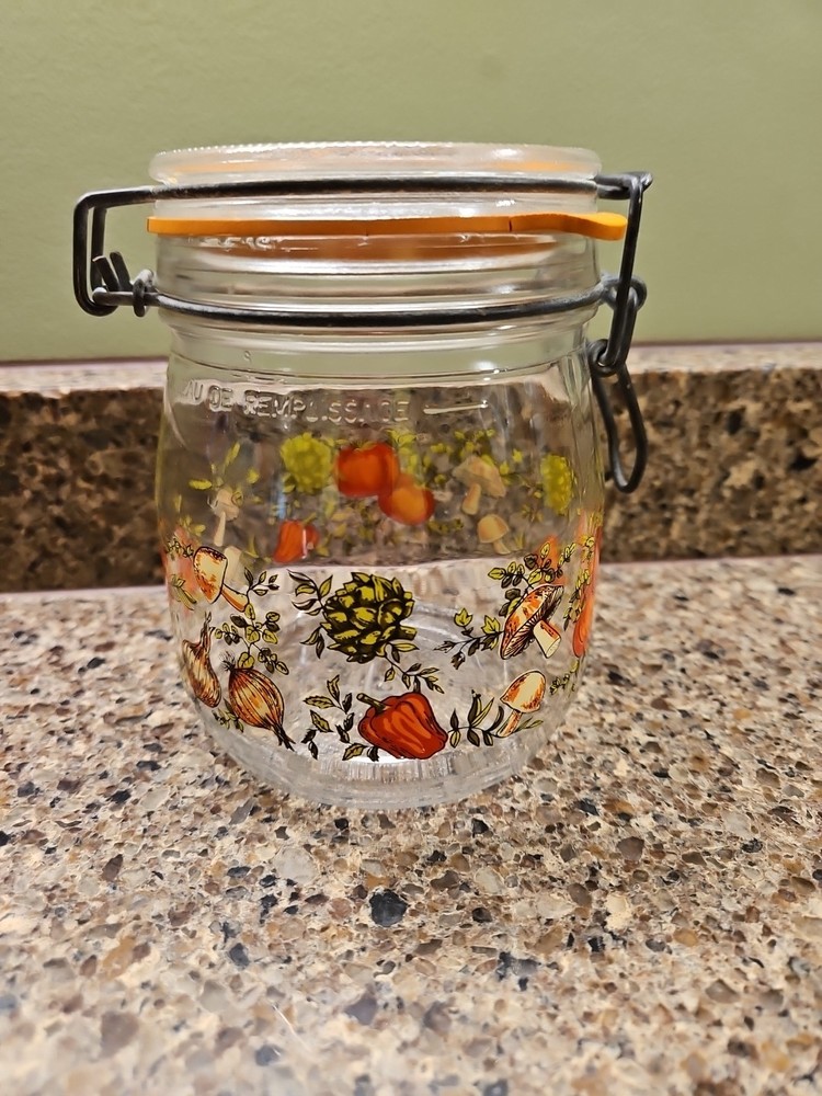 Vintage France 3/4 L Glass Jar Canister with Mushroom Motif Spice of Life