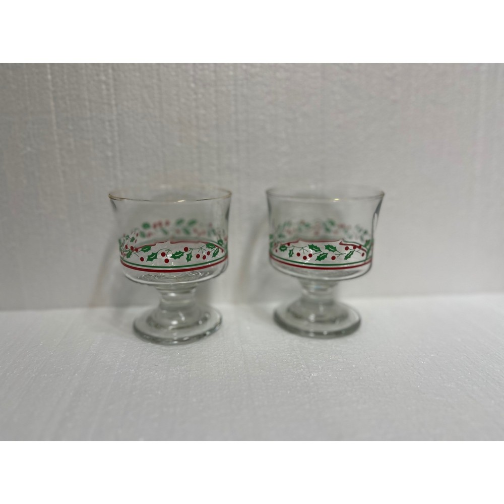 Vintage Christmas Holly Berry Footed Glasses Set of 2 Holiday Party Drinkware