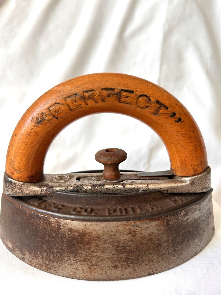 Antique Sad Iron No. 50 Detachable “Perfect” Handle Enterprise Mfg Co Phila PA