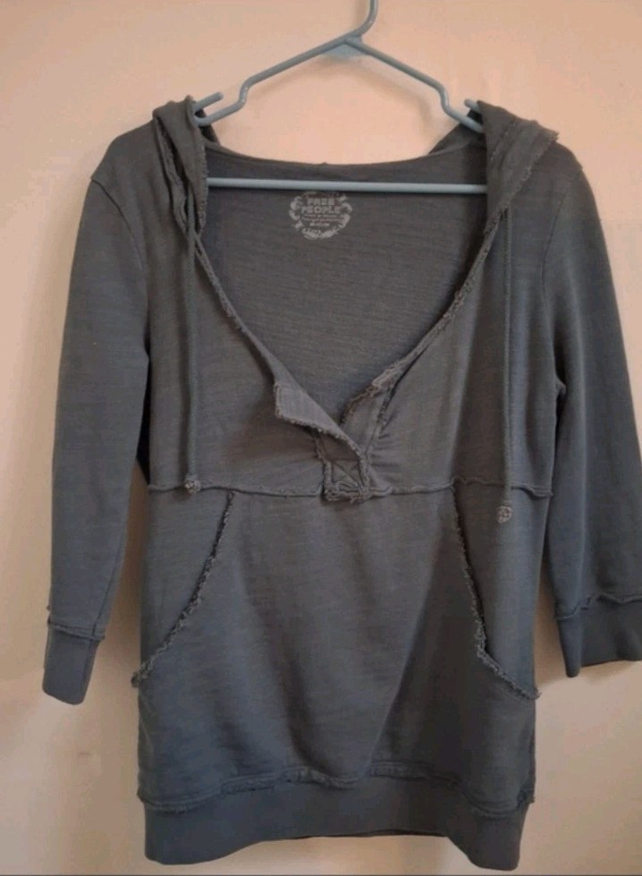 Free People Gray Pullover Hoodie 100% Cotton V-Neck Raw Hem Pockets Women's