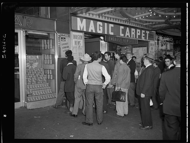 Photo:New York New York Times Square D-Day 1944 crowd at newsreel theater