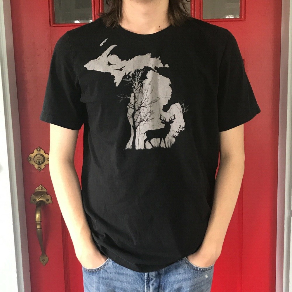 Michigan Outfitters Deer In The Woods Hunting T Shirt XL Mens Black