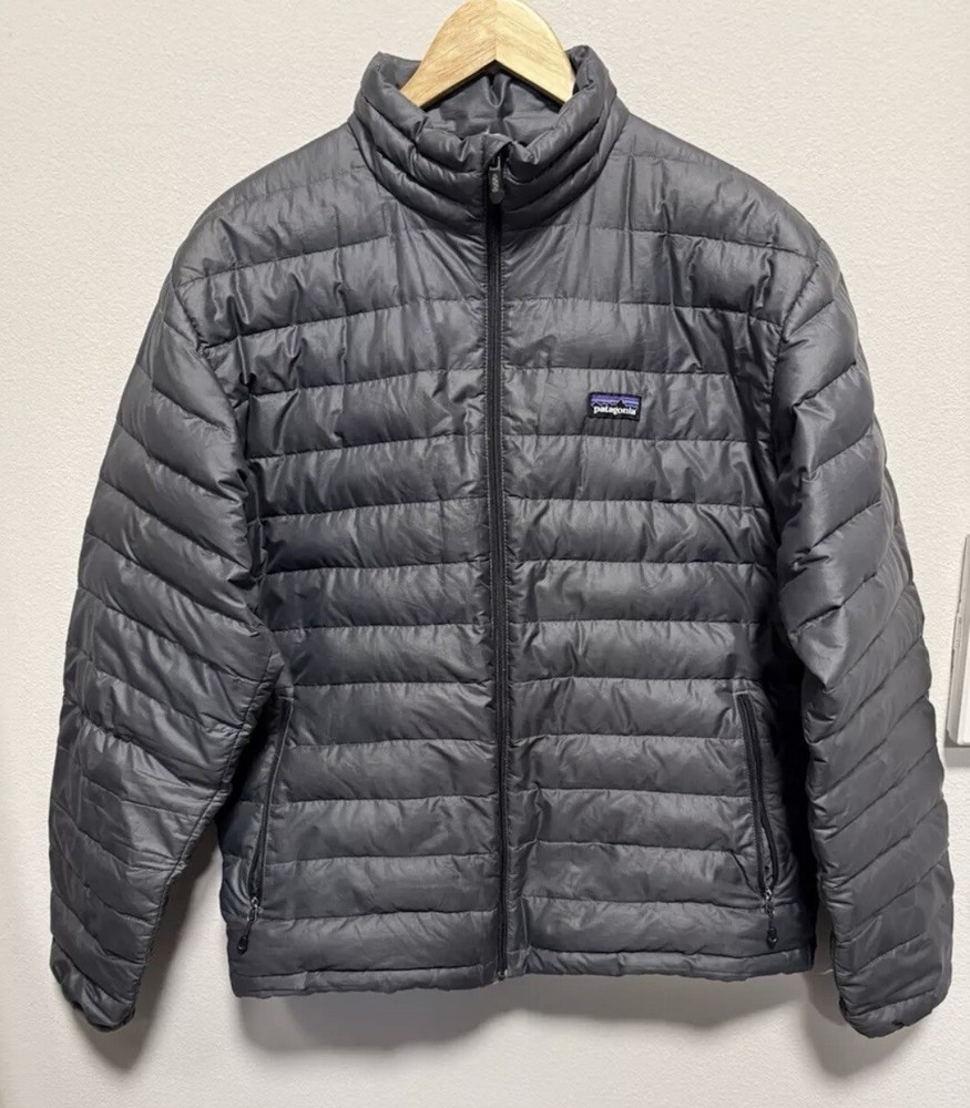 Patagonia Men's Jacket Grey Dark Gray Down Goose Puffer Coat Size M - 51884