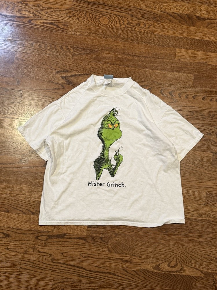 Vintage 90s Dr. Seuss Mister Grinch Graphic T-Shirt – Made in USA – XL