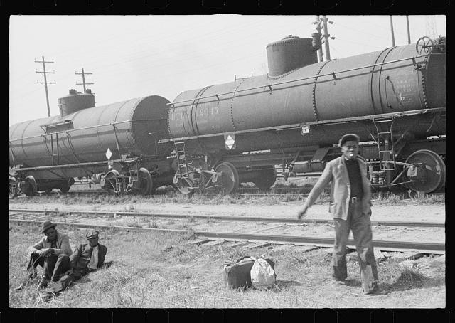 Photo:1930s Rail Yard Tank Cars Men Railroad Workers Standing Sitting