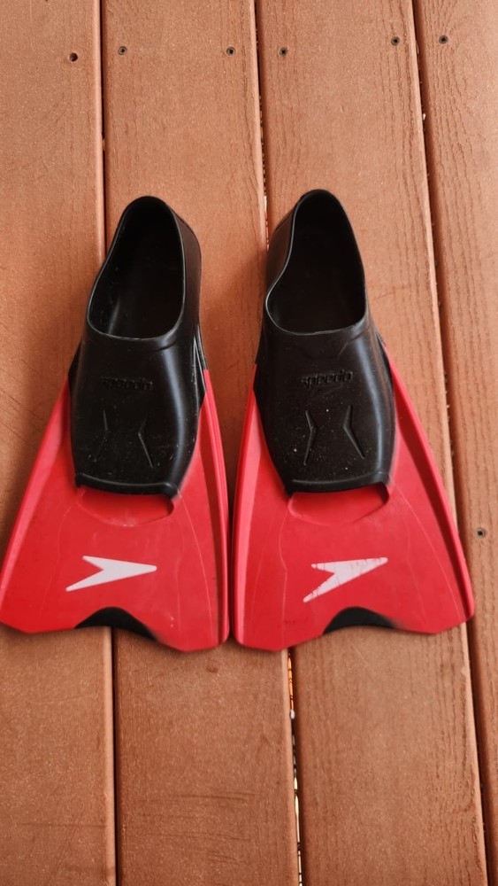 Speedo Switchblade Swim Fin - Red/Black Size 7-8 Mens