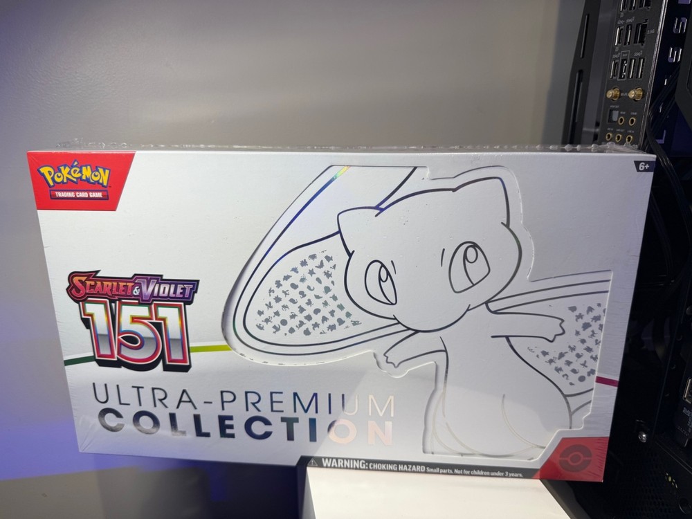 Pokémon TCG: Scarlet & Violet 151 Ultra-Premium Collection Box - 16 Packs