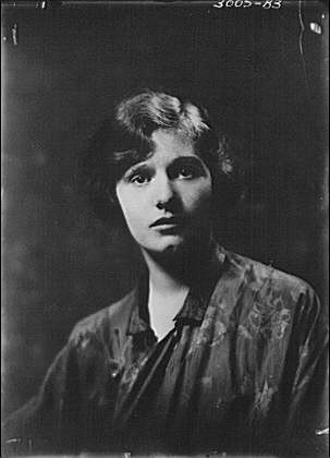Photo:McKenzie, Margaret, Miss, portrait photograph