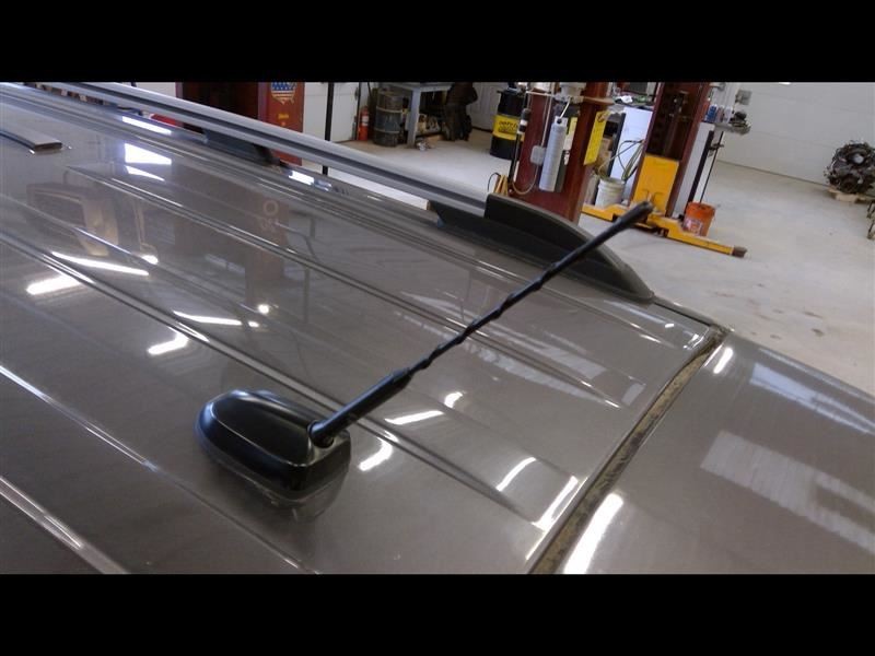 2011 Ford Explorer Antenna Replacement Part 377091