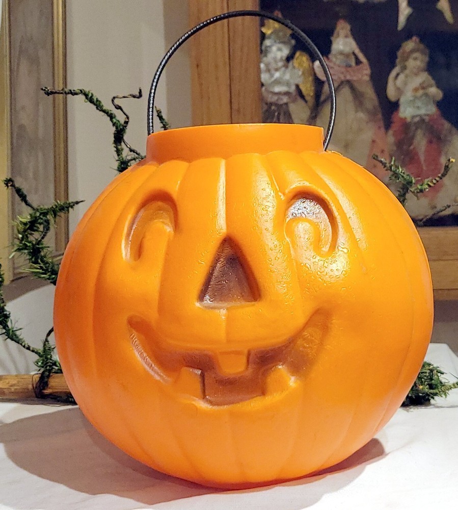 3rd Vintage Halloween Plastic Blow Mold Pumpkin Jack O Lantern Bucket Candy Pail