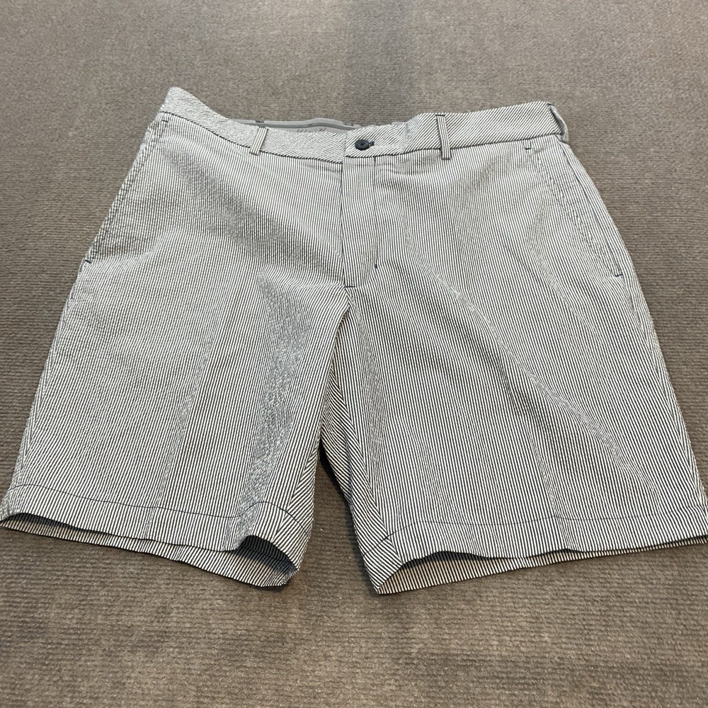 Walter Hagen Perfect 11 Performance Golf Seersucker Stretch Shorts Men's 35 Gray