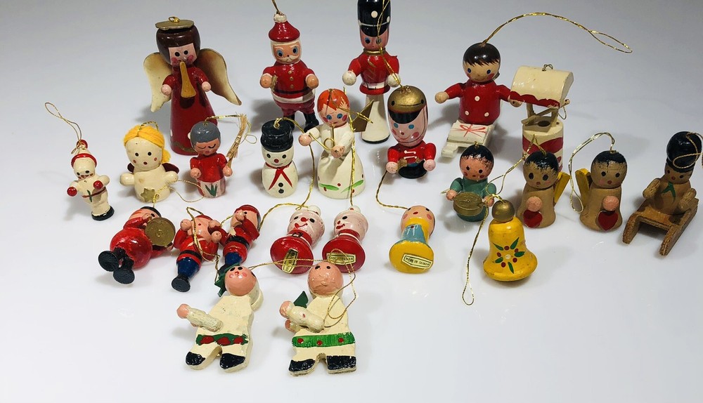 Vintage Lot of 24 Wooden Christmas Ornaments Toy Soldiers,Angels, Drum,Snowmen