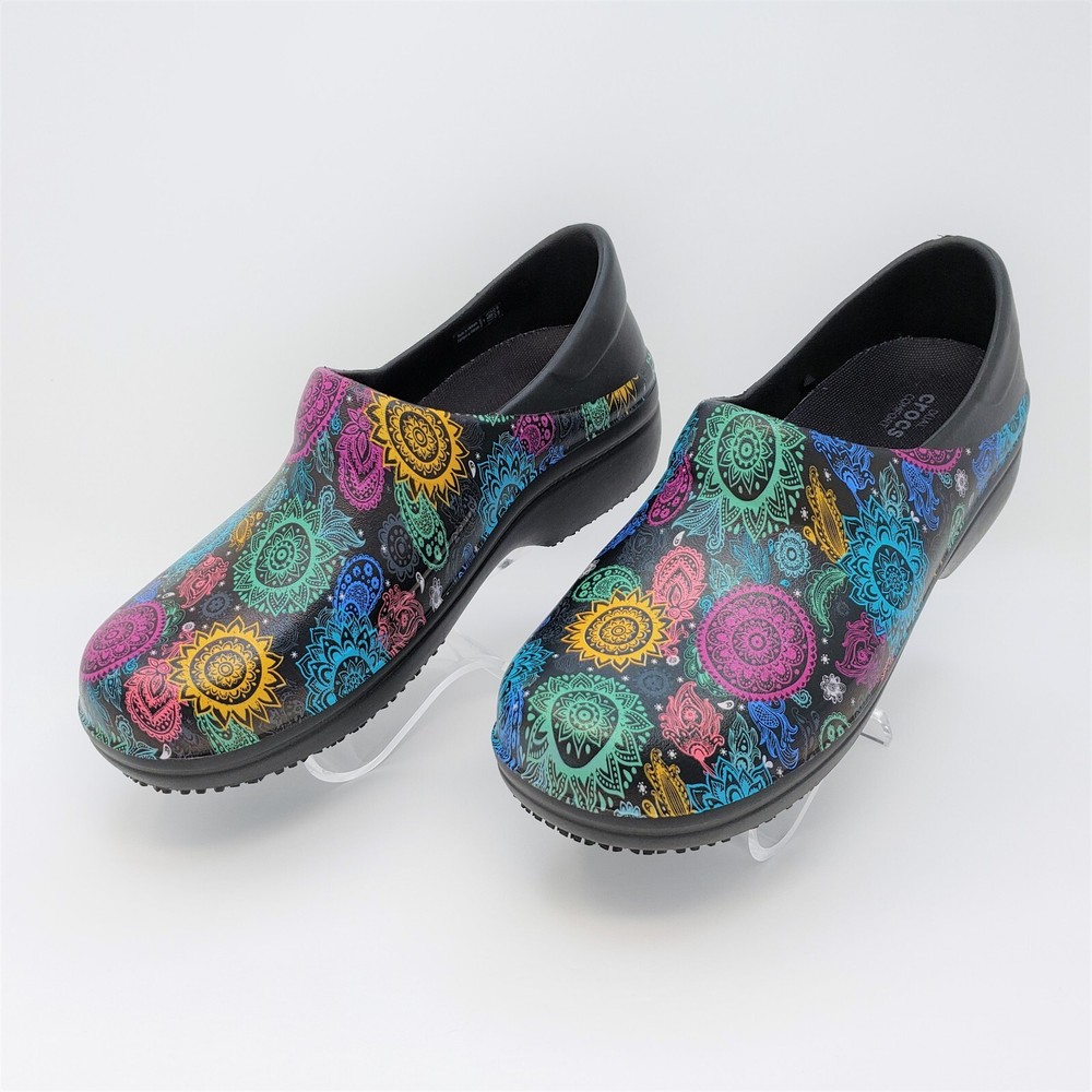 Crocs Neria Pro II Graphic Clog Black Abstract Print Slip Resistant Shoes Size 9-image