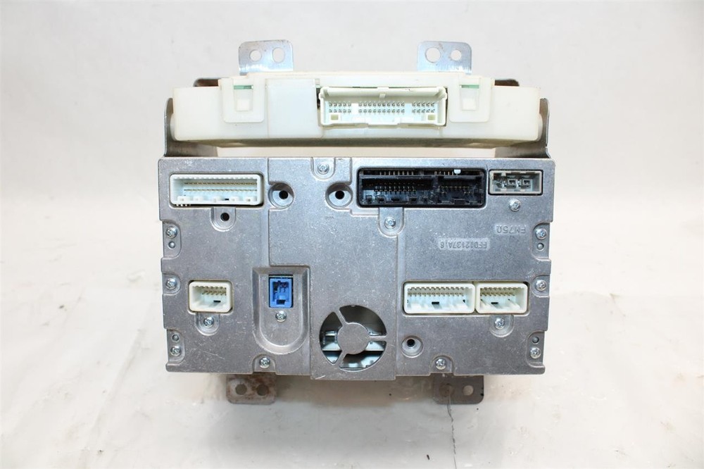RADIO EX35 FX35 FX50 G25 G37 QX60 Armada Maxima Murano 10-15 AM FM 6CD 1402281