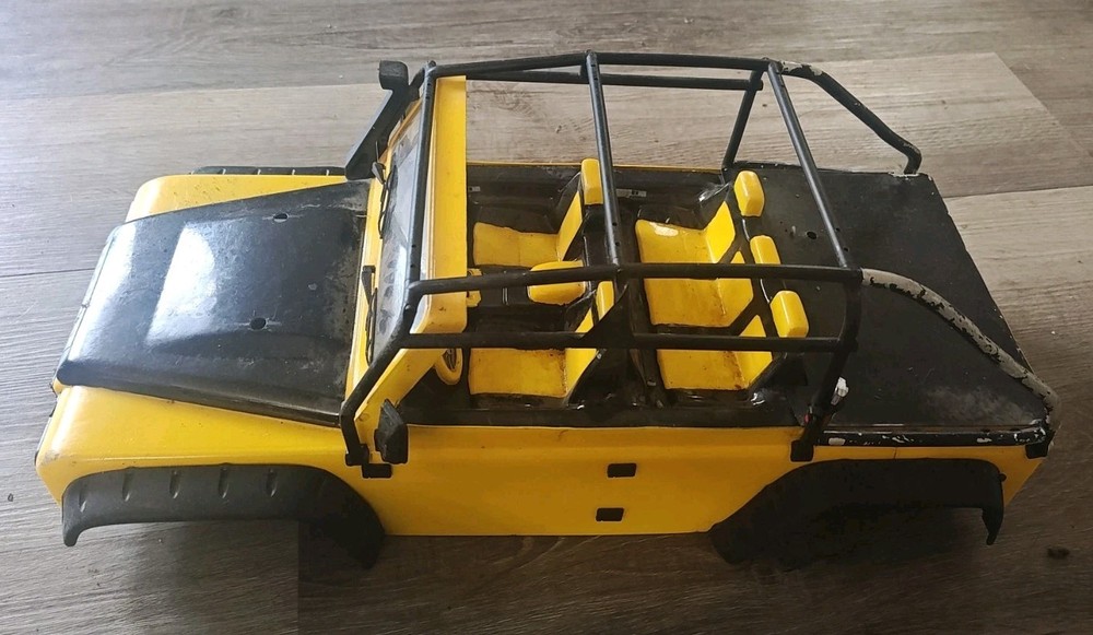 TRAXXAS TRX4  1/10 Body Yellow