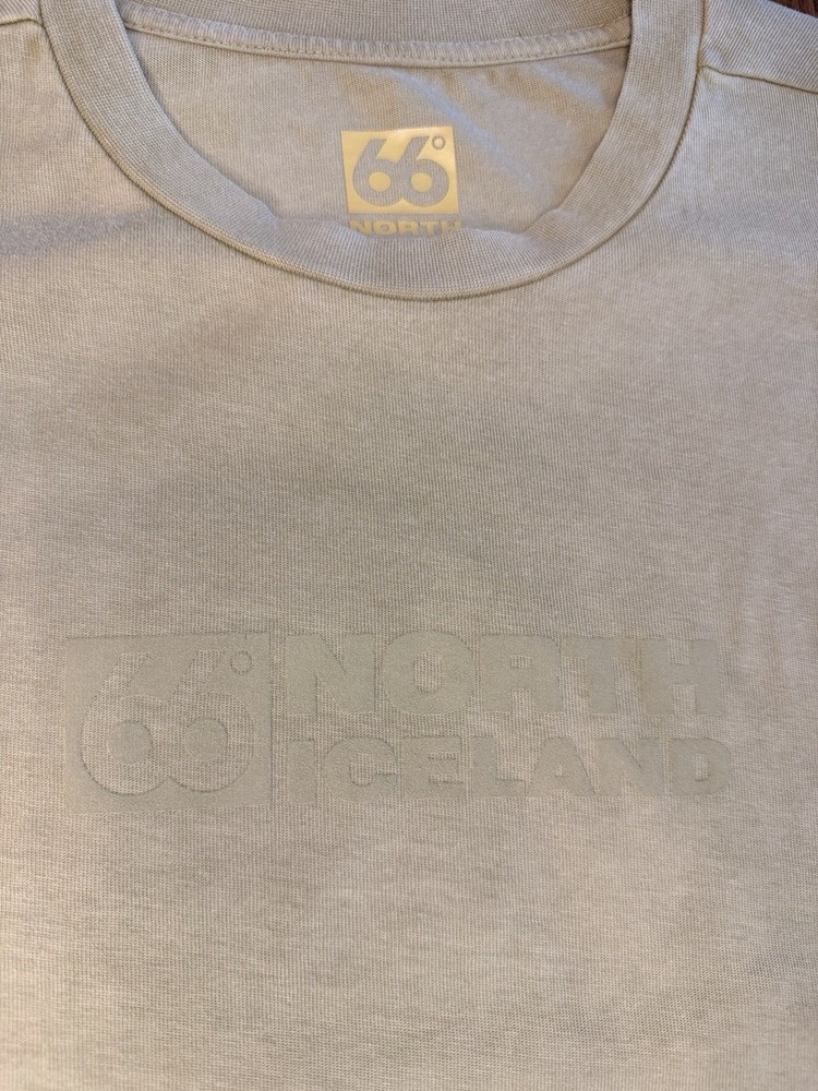 66 North Iceland T-Shirt Men's XL Raised Logo Lettering Crewneck Beige/Tan