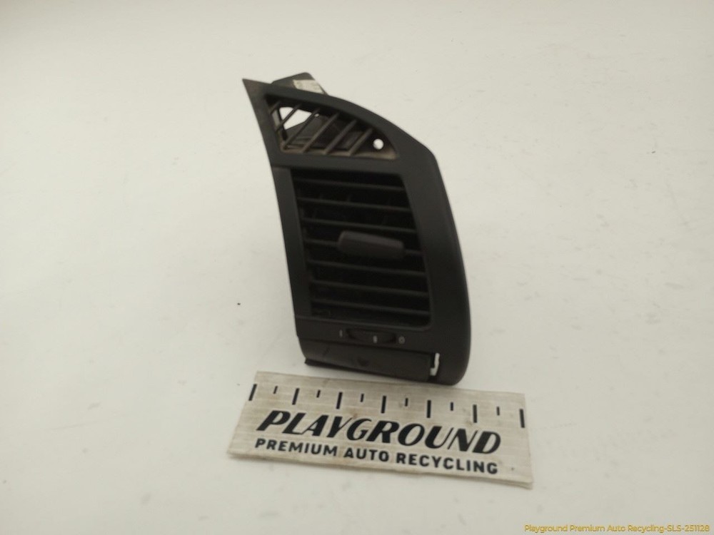BMW Z4 E85 Passenger Right Dash Dashboard Air Vent Fits 2003-2008 03 04 05 06 07